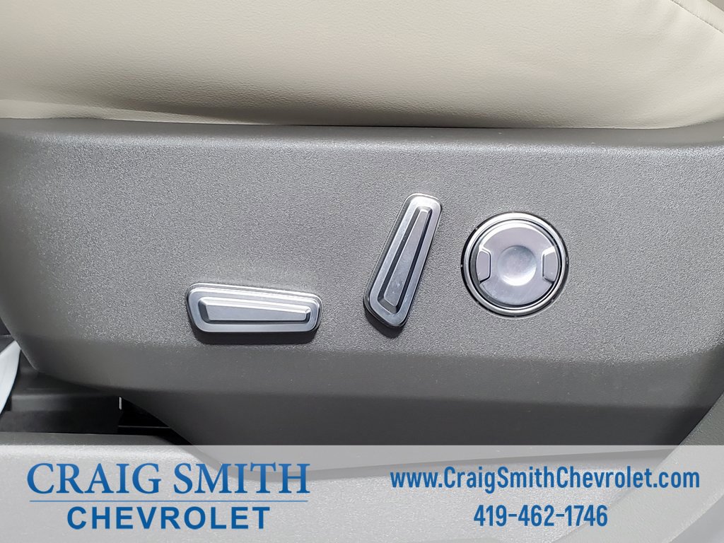 Used 2025 Lincoln Nautilus Premier image 30