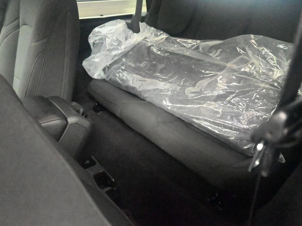 Used 2023 Jeep Wrangler Sport S image 27