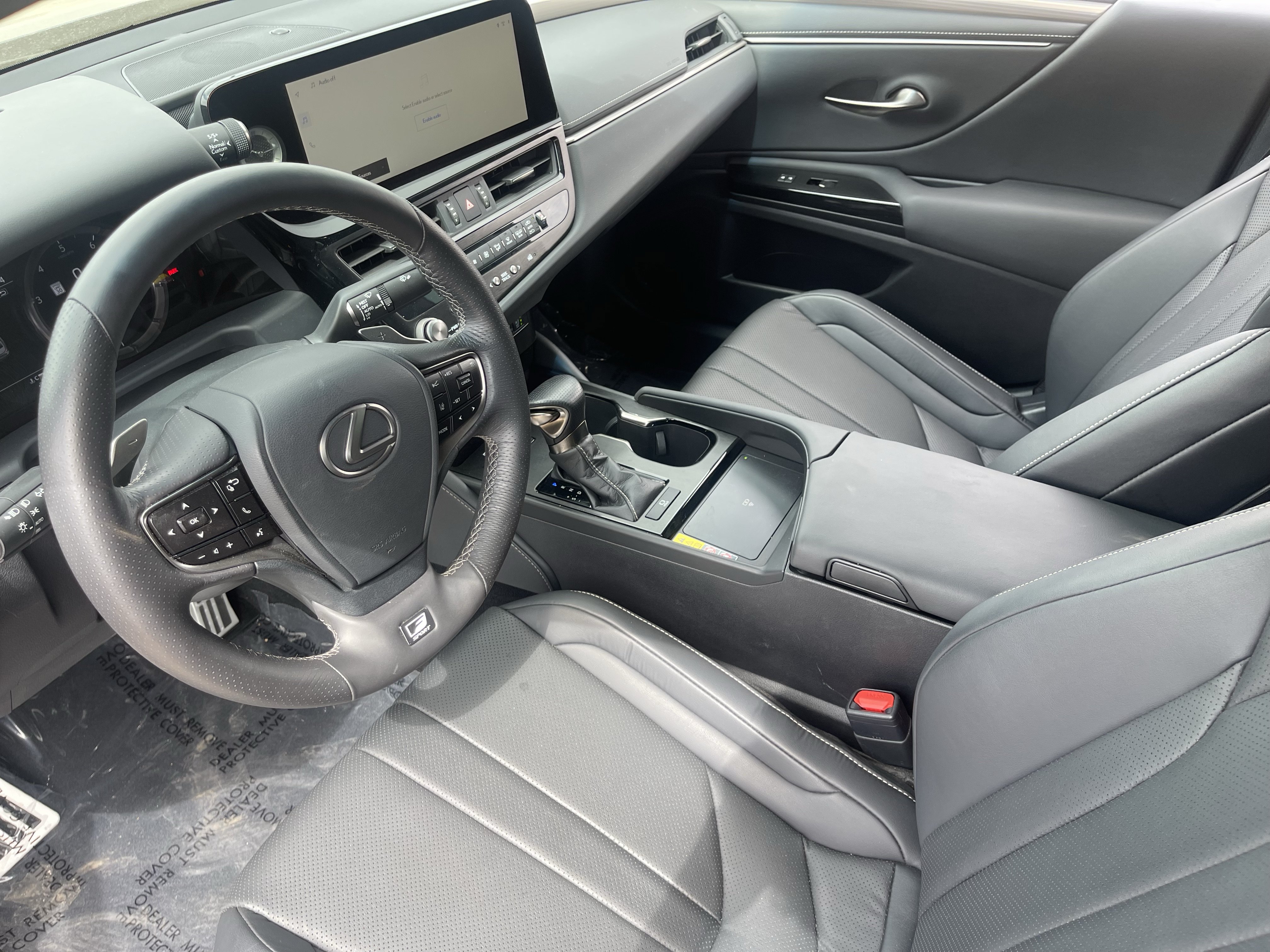 Used 2023 Lexus ES 350 F Sport w/ Accessory Package (Z2) FWD image 17