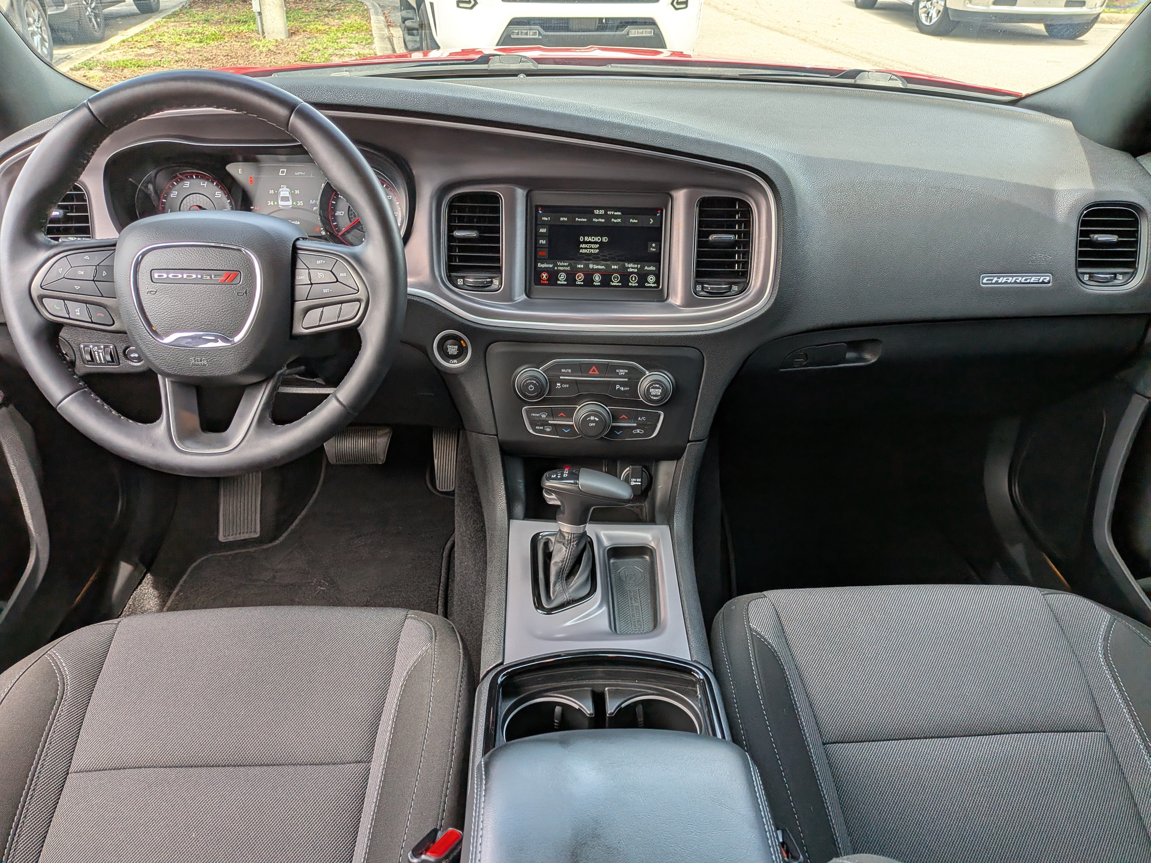 Used 2022 Dodge Charger SXT w/ Blacktop Package RWD image 15