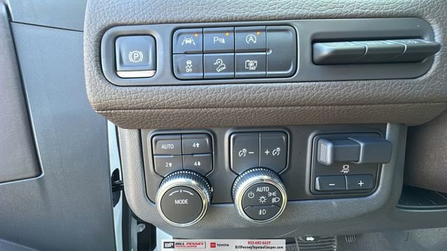 Used 2024 GMC Yukon Denali w/ Max Trailering Package image 21