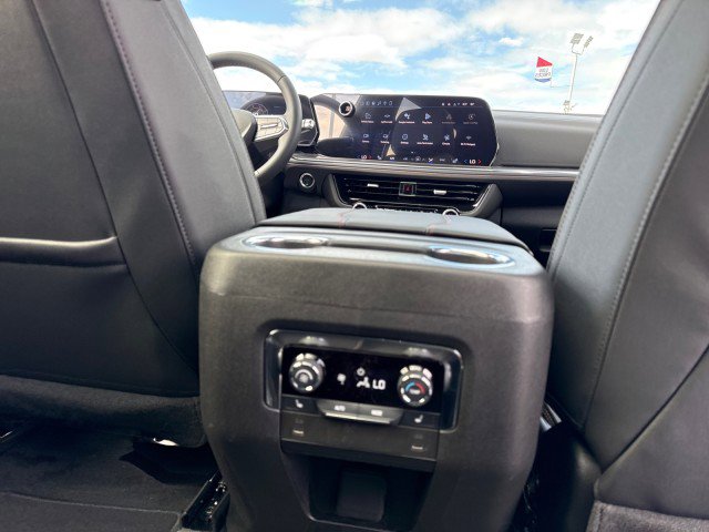 New 2026 Chevrolet Suburban RST image 14