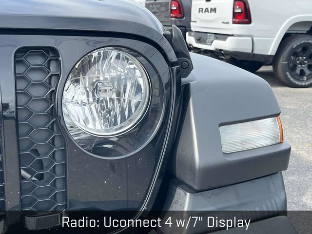 Used 2020 Jeep Gladiator Sport w/ Quick Order Package 24S AWD/4WD image 9