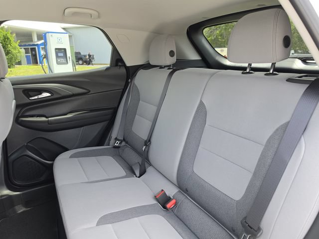 New 2026 Chevrolet TrailBlazer LT w/ LT Cold Weather Package FWD image 19