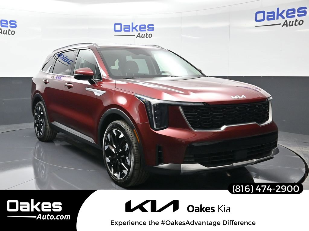 Certified 2025 Kia Sorento EX image 1