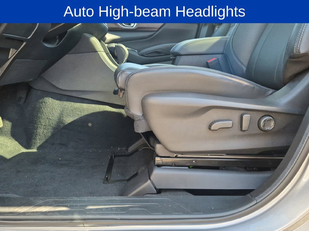 Used 2025 Subaru Ascent Touring AWD/4WD image 18