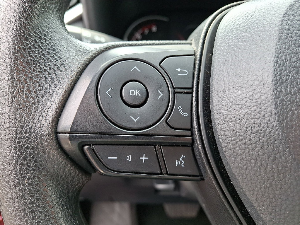 Certified 2025 Toyota RAV4 XLE AWD/4WD image 22
