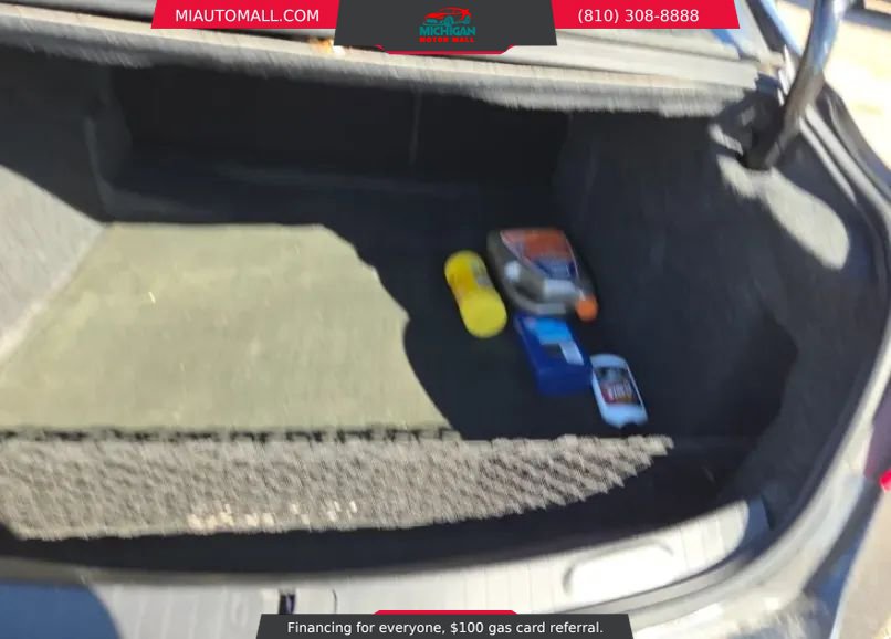 Used 2017 Chevrolet Impala LT image 12