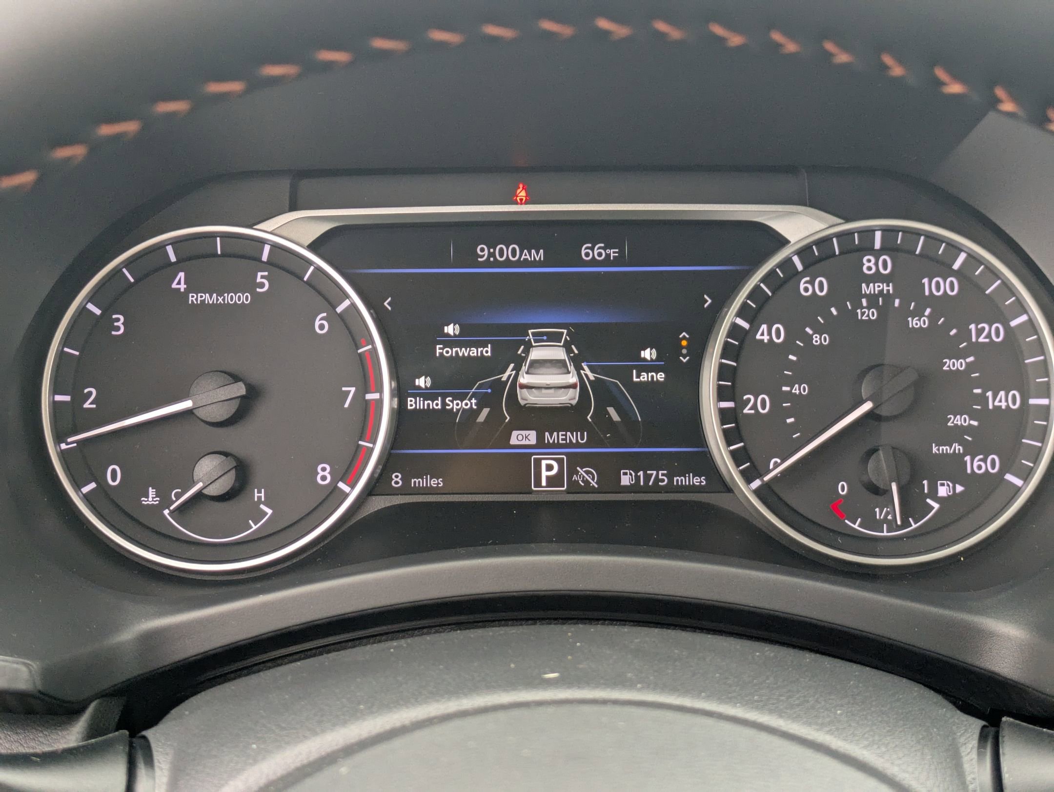 New 2025 Nissan Sentra SR image 18