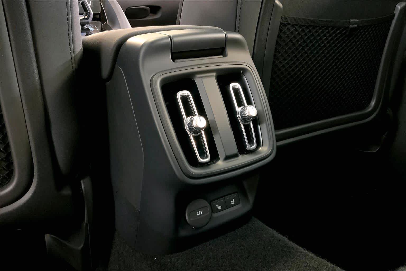 Used 2022 Polestar Polestar 2 w/ Plus Package AWD/4WD image 34