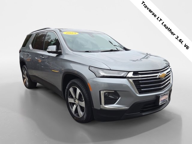 Used 2023 Chevrolet Traverse LT w/ LT Premium Package