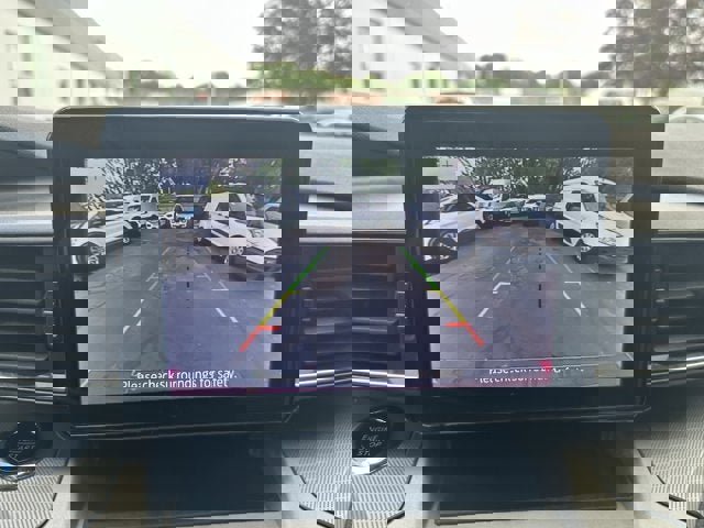 Used 2022 Ford Explorer XLT w/ Equipment Group 202A image 24