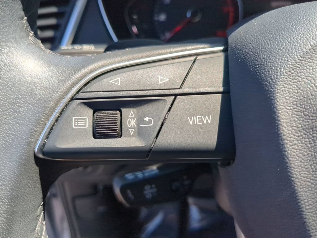 Used 2023 Audi Q5 2.0T Premium w/ Convenience Package AWD/4WD image 28