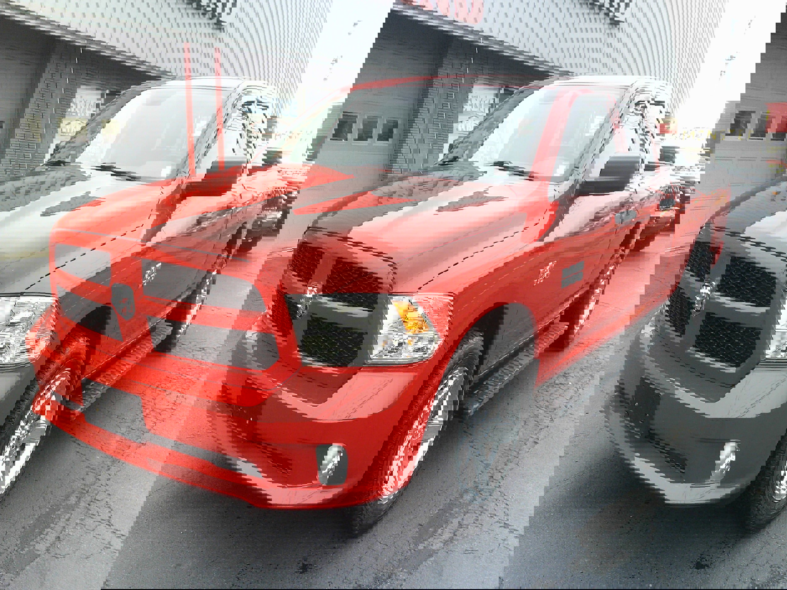 Used 2018 RAM 1500 Express w/ Express Value Package image 12