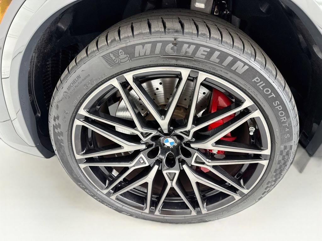 Used 2025 BMW X6 M Competition w/ Executive Package AWD/4WD image 29