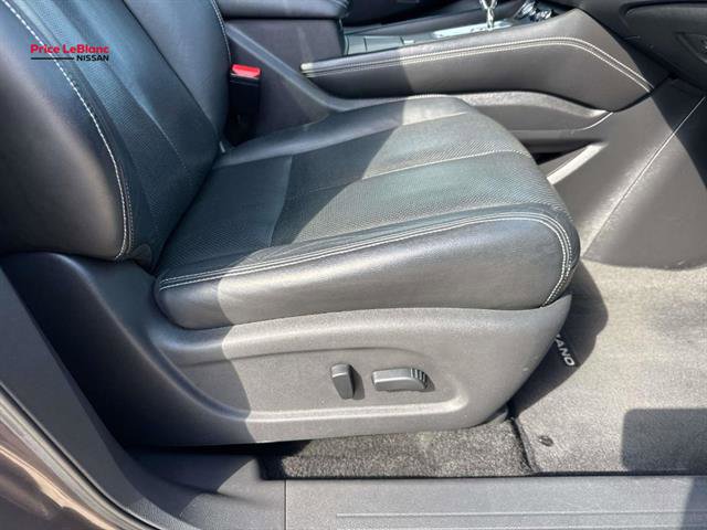 Used 2015 Nissan Murano Platinum w/ Platinum Technology Package image 24