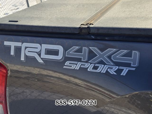 Used 2016 Toyota Tacoma TRD Sport w/ Towing Package image 4