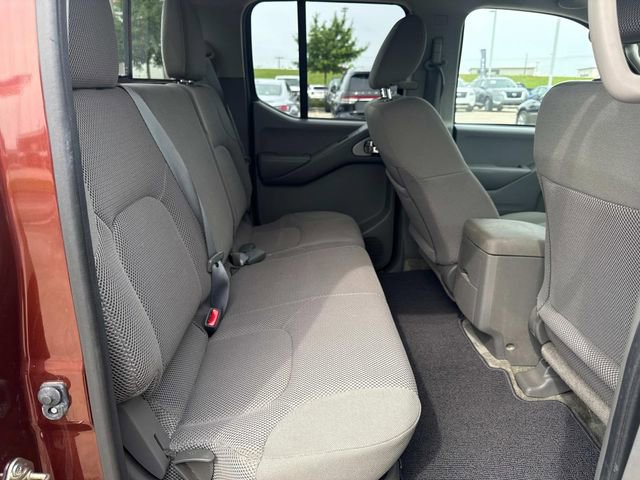 Used 2016 Nissan Frontier SV w/ SV Value Truck Package RWD image 14