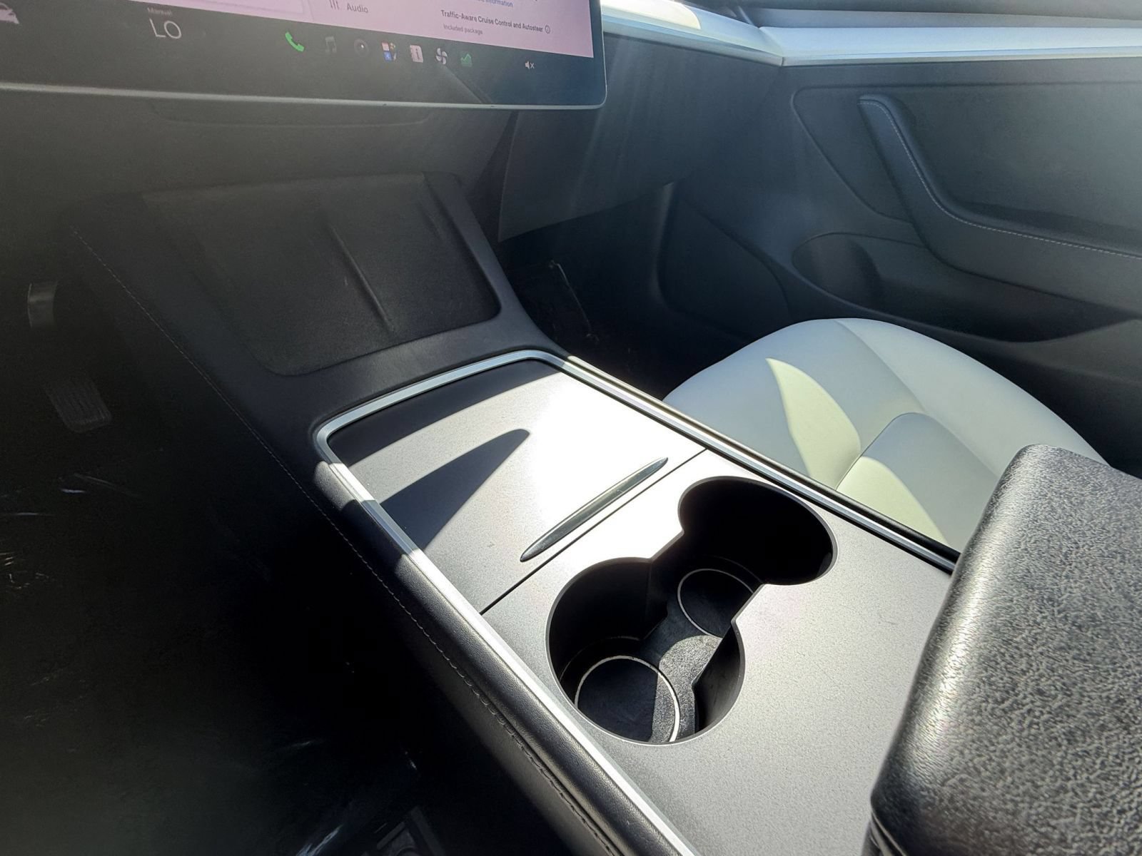 Used 2022 Tesla Model 3 Long Range AWD/4WD image 16