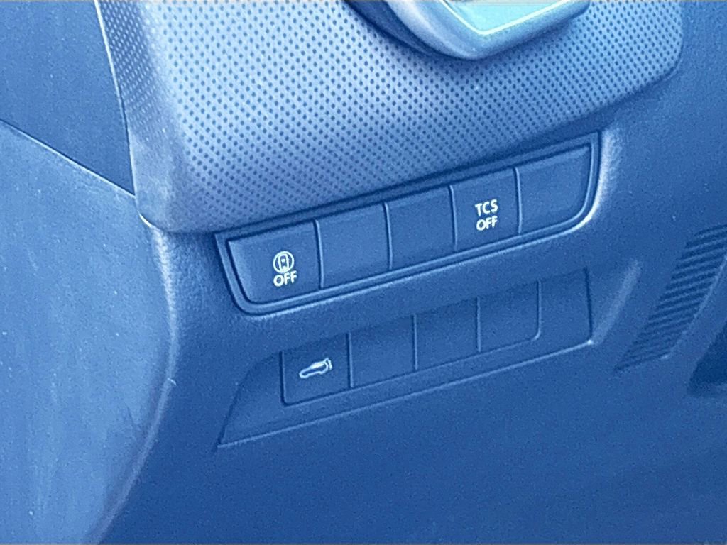 Used 2025 MAZDA CX-50 AWD 2.5 S w/ Premium Package image 10