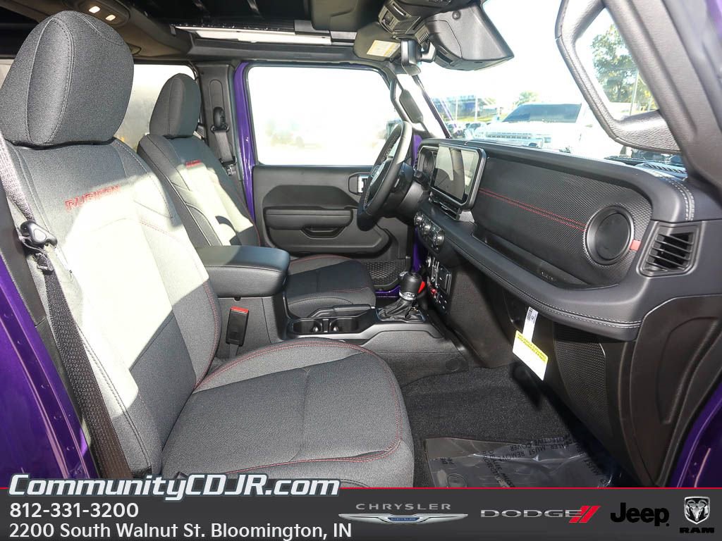 New 2026 Jeep Wrangler Unlimited Rubicon w/ Technology Group image 20