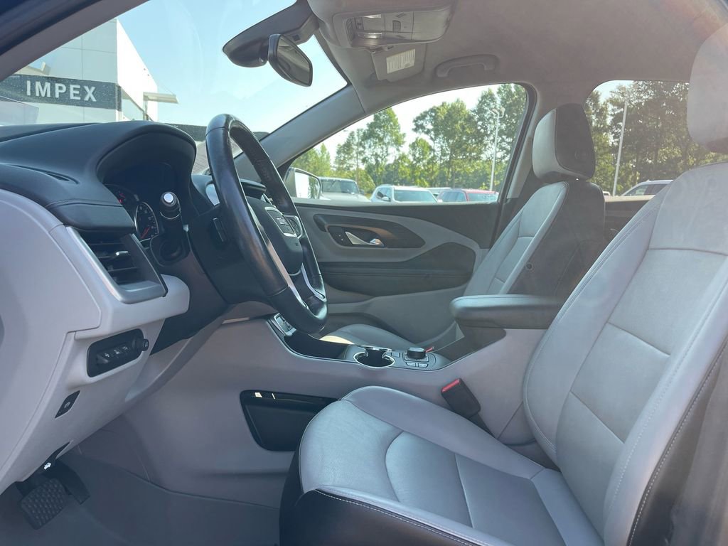 Used 2022 GMC Terrain SLT w/ Infotainment Package II image 9