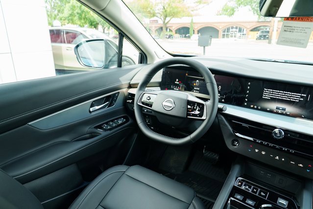 New 2025 Nissan Murano SL image 10