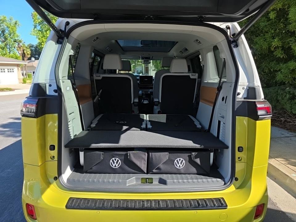Certified 2025 Volkswagen ID. Buzz 1st Edition AWD/4WD image 4