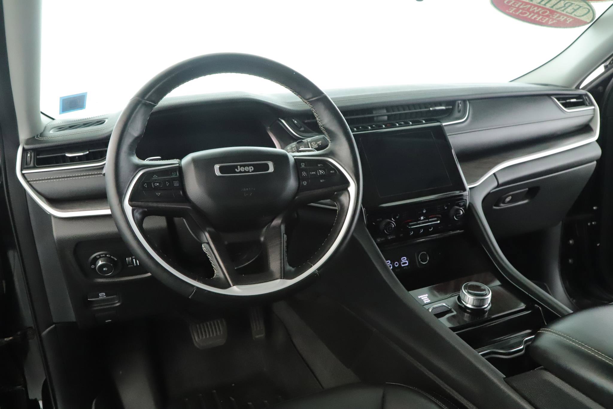 Used 2021 Jeep Grand Cherokee L Limited image 2