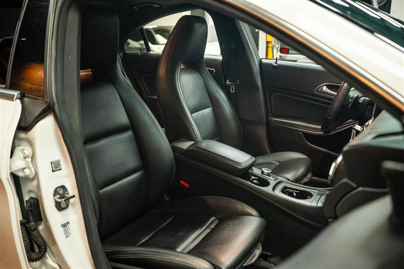 Used 2019 Mercedes-Benz CLA 250 image 14