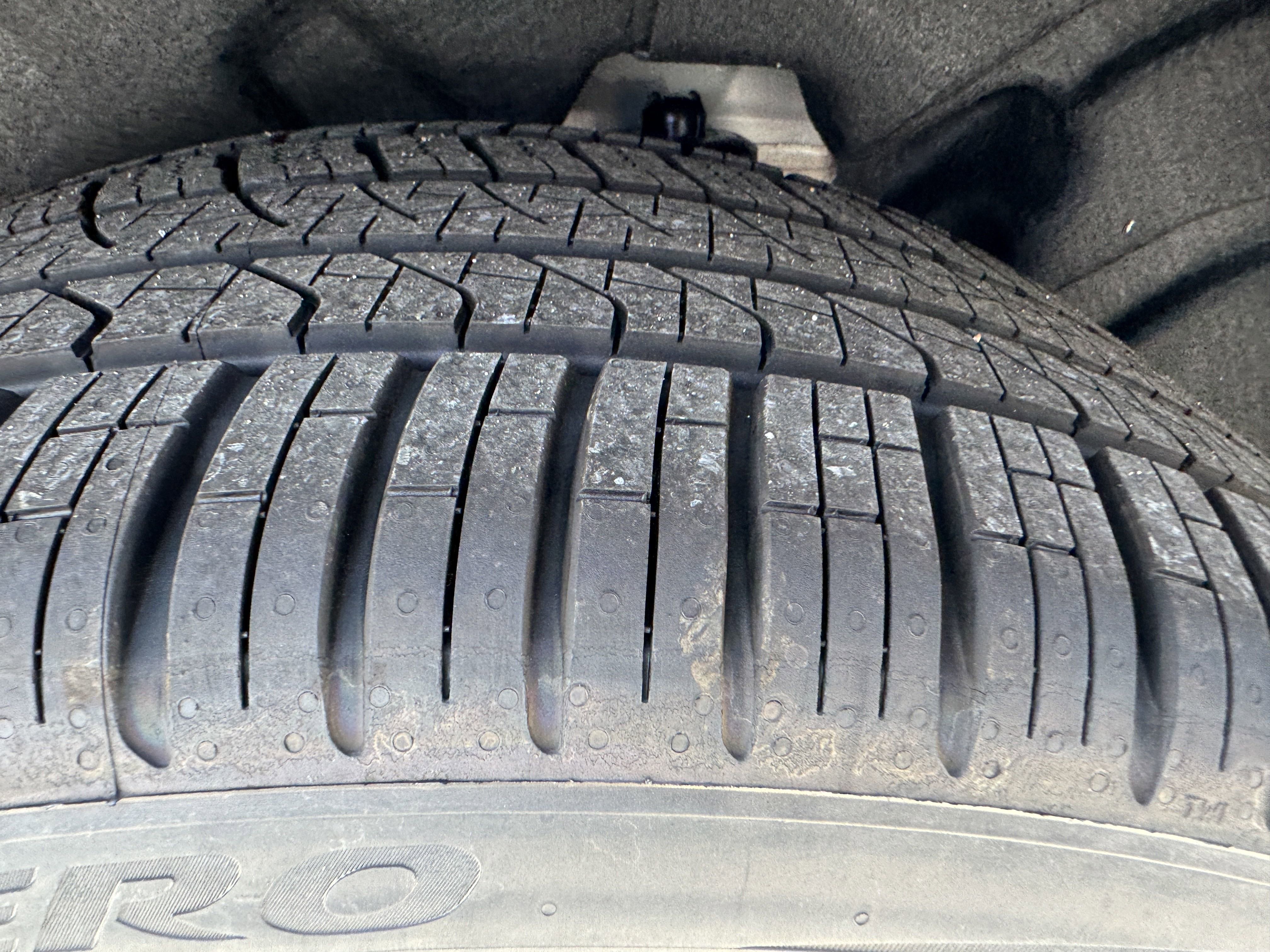 New 2026 Volvo XC60 B5 Ultra w/ Protection Package image 32
