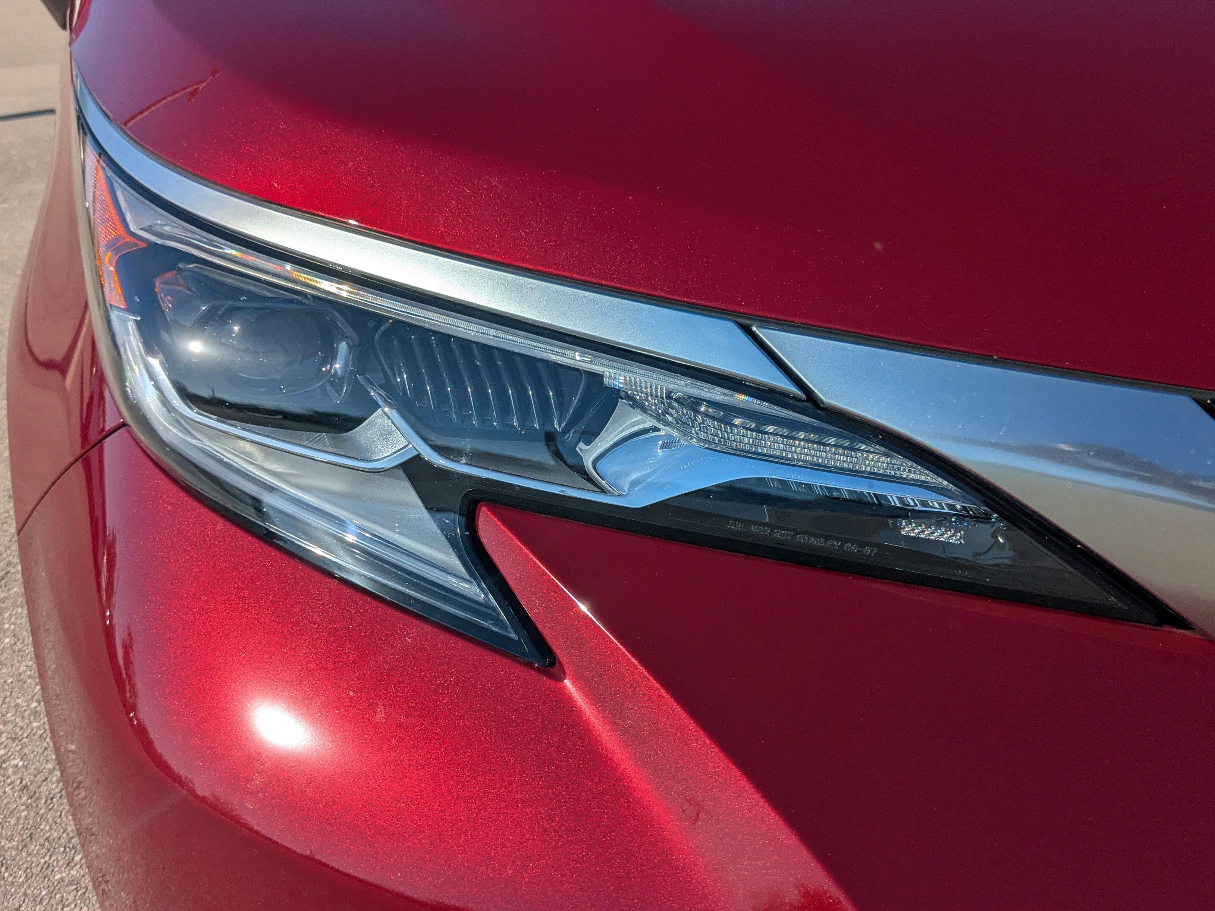 Used 2025 Toyota Sienna Platinum image 9