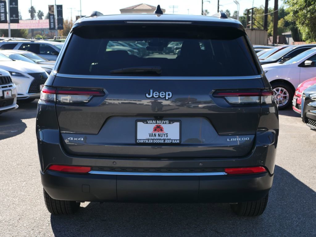 Used 2025 Jeep Grand Cherokee L Laredo w/ Luxury Tech Group I image 6