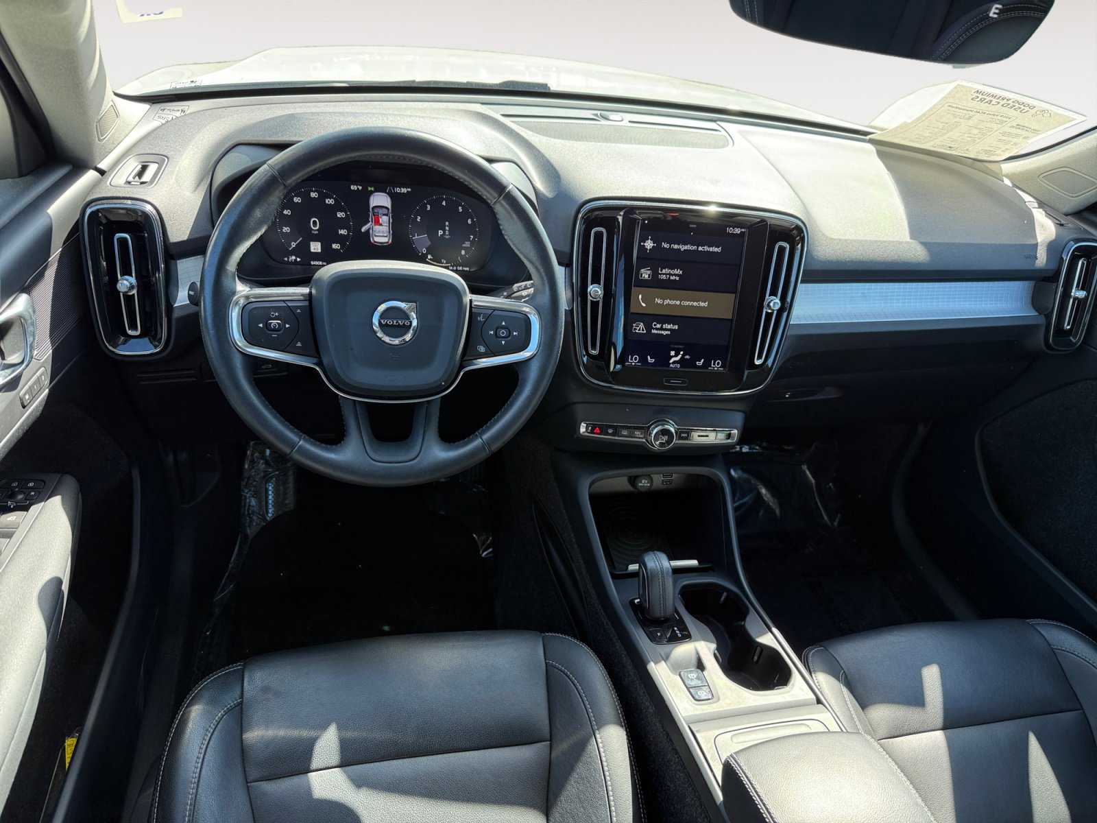 Used 2019 Volvo XC40 T5 Momentum image 15