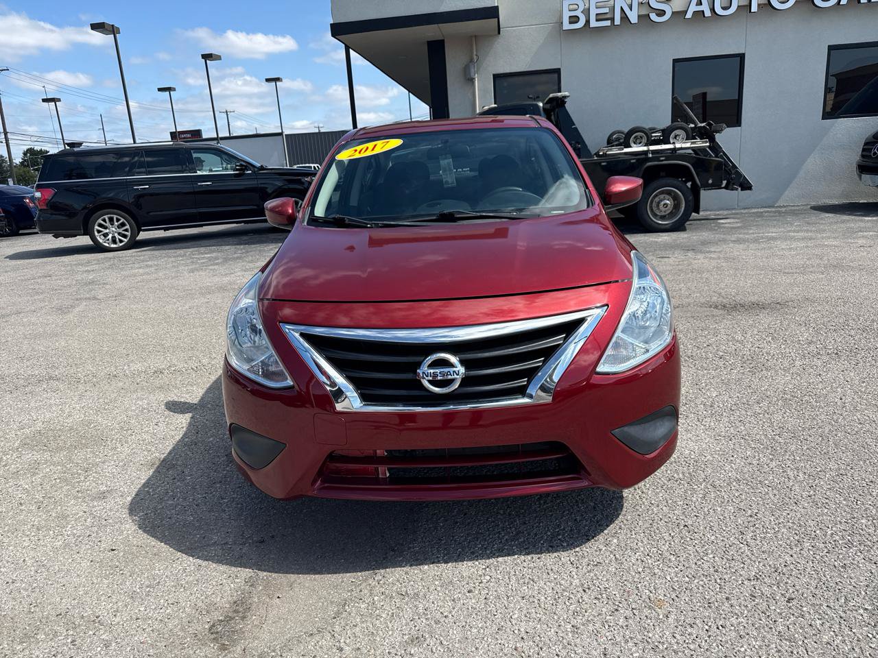 Used 2017 Nissan Versa S Plus FWD image 3