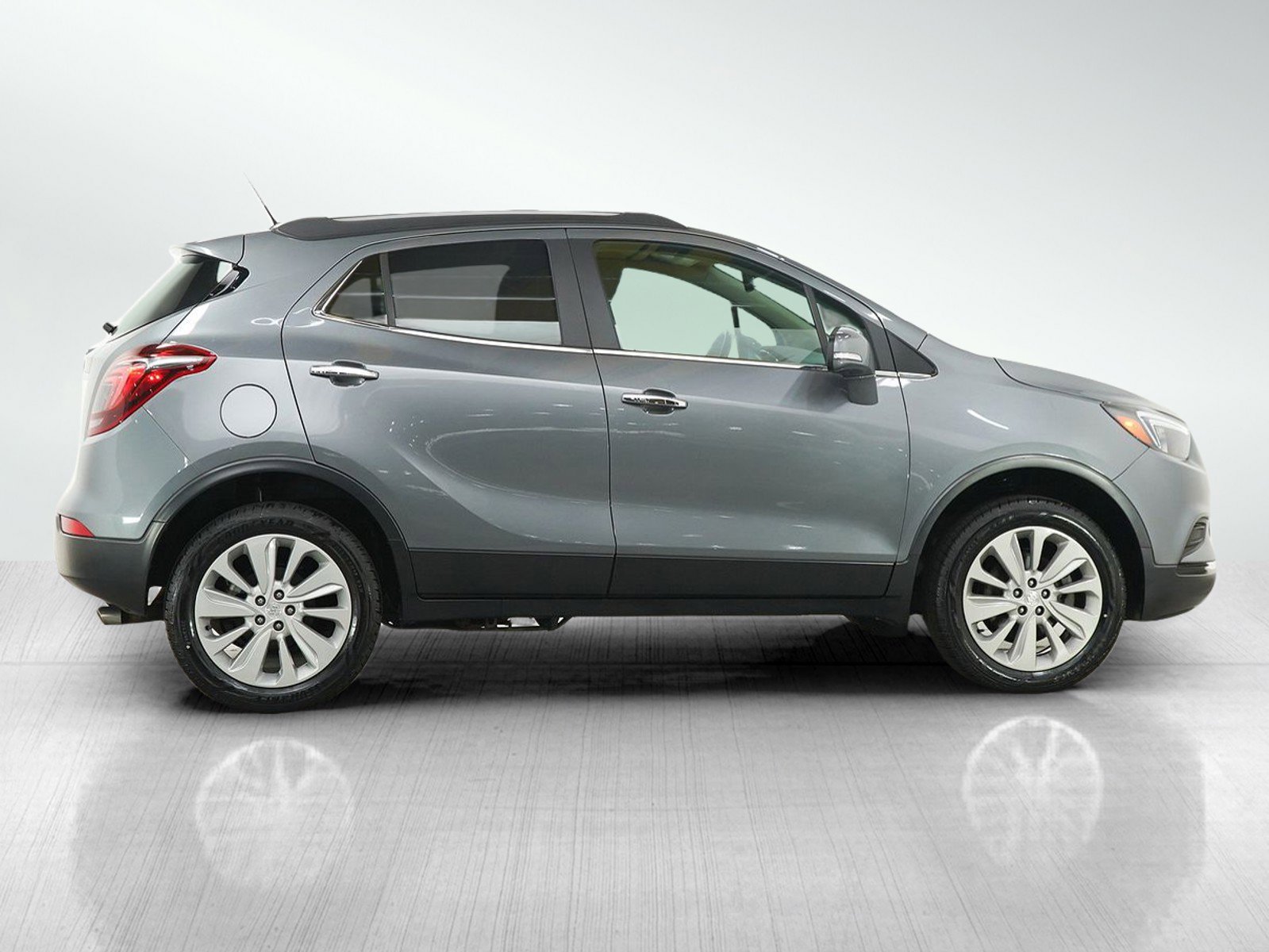 Used 2019 Buick Encore Preferred w/ Safety Package AWD/4WD image 6