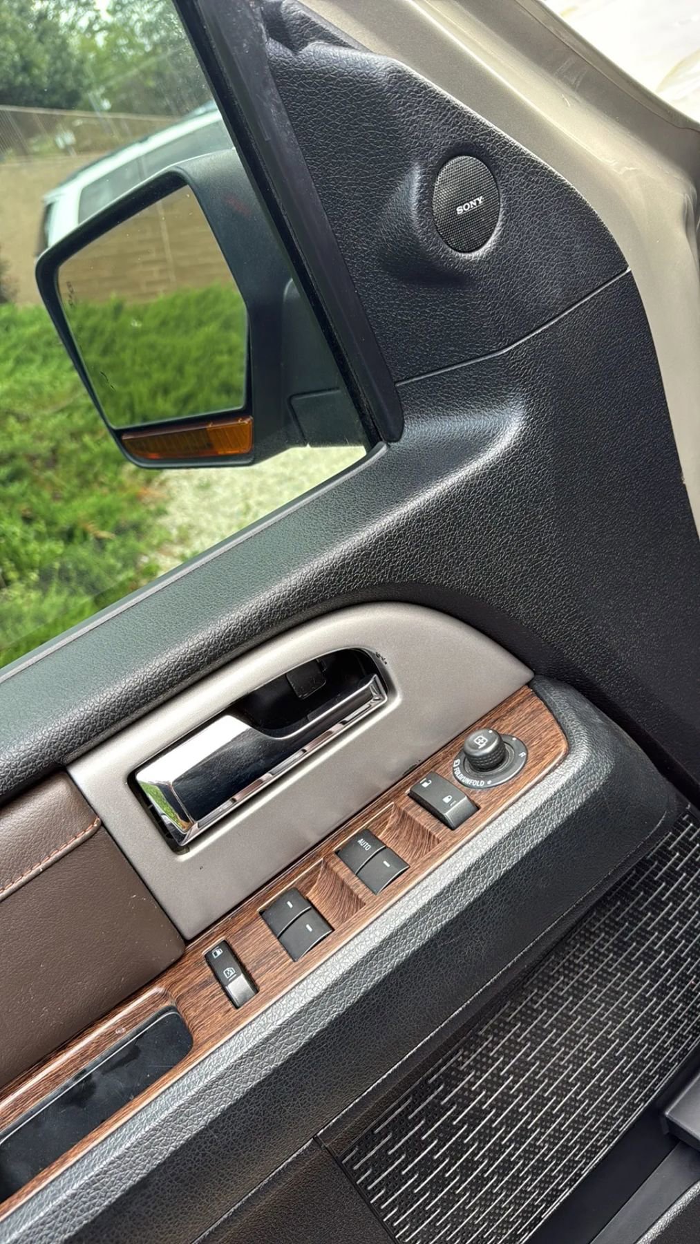 Used 2017 Ford Expedition EL King Ranch image 14