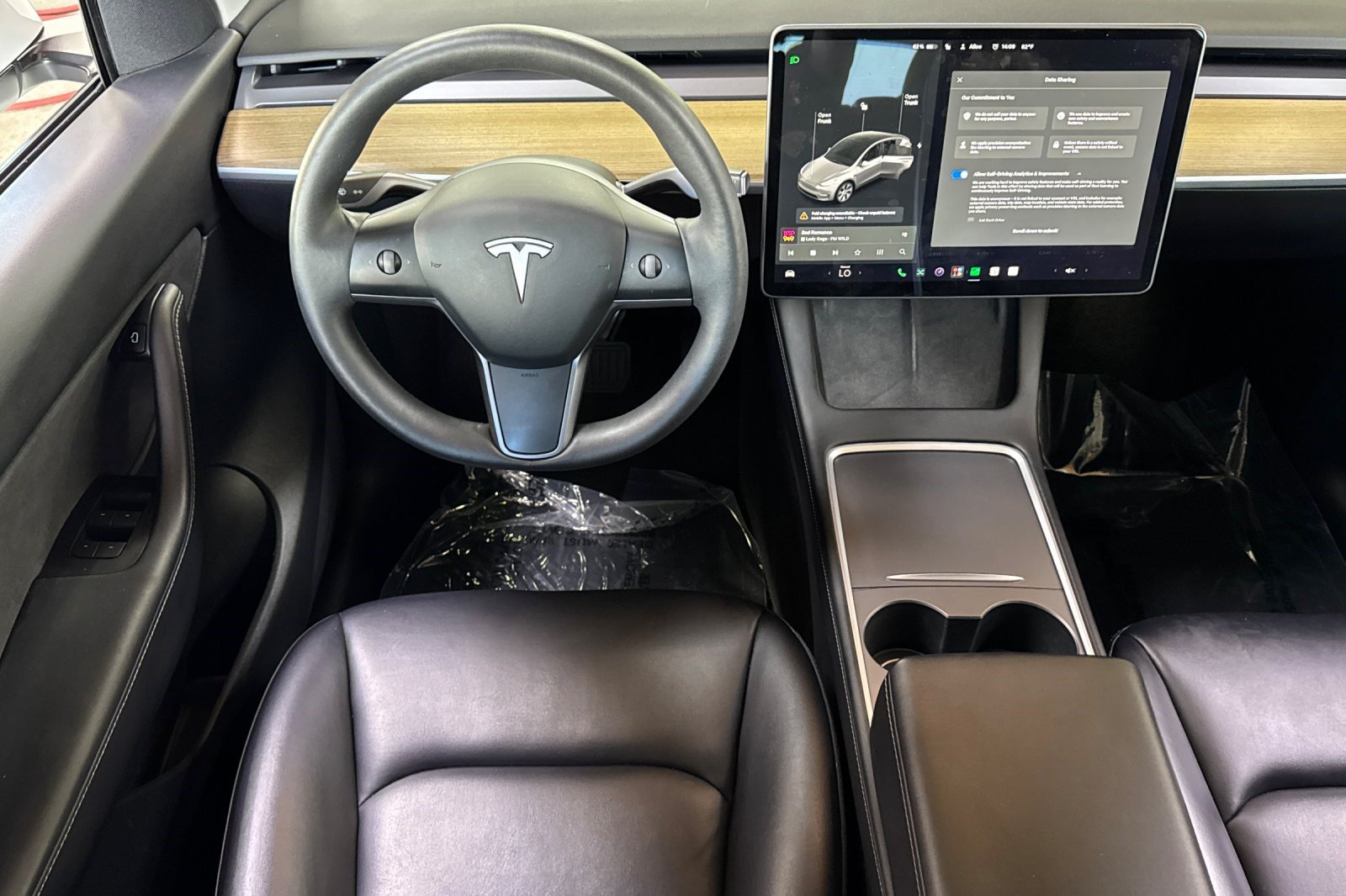 Used 2021 Tesla Model Y Long Range AWD/4WD image 31