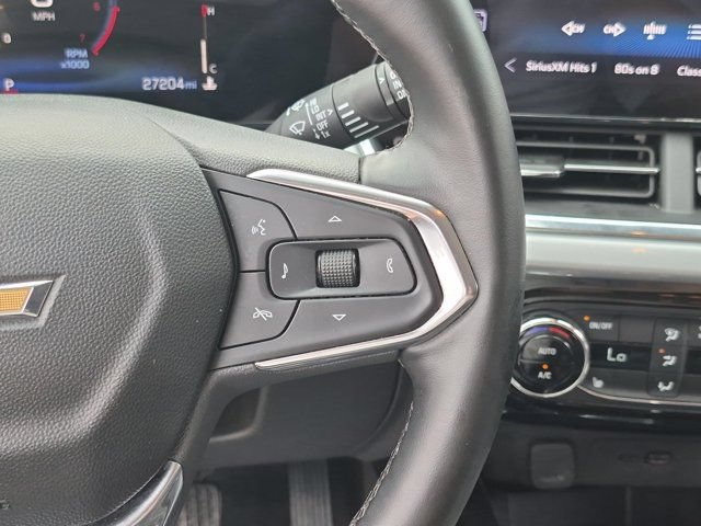 Used 2025 Chevrolet Trax LT w/ LT Convenience Package FWD image 21