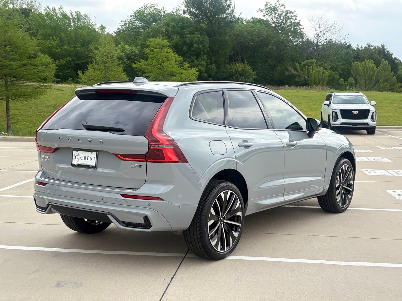 New 2026 Volvo XC60 B5 Ultra w/ Protection Package Premier image 5