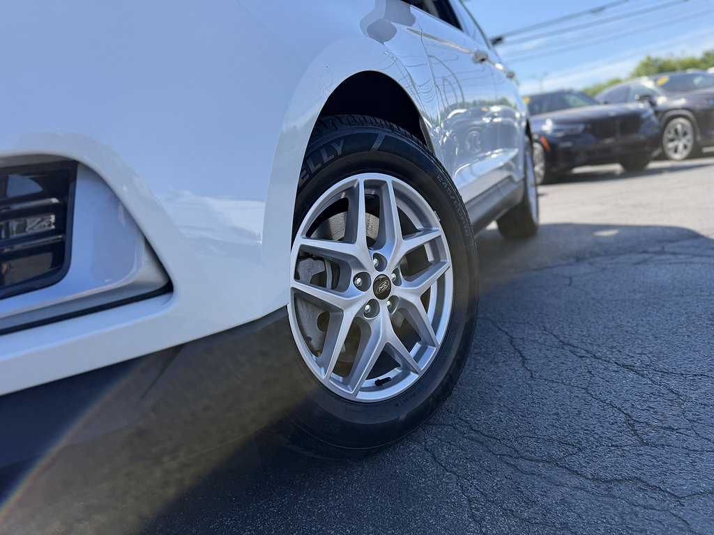 Certified 2023 Ford Edge SEL AWD/4WD image 3