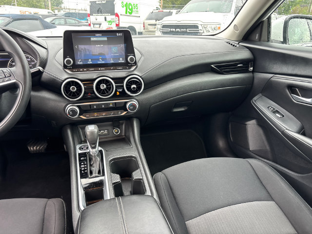 Used 2024 Nissan Sentra SV FWD image 13