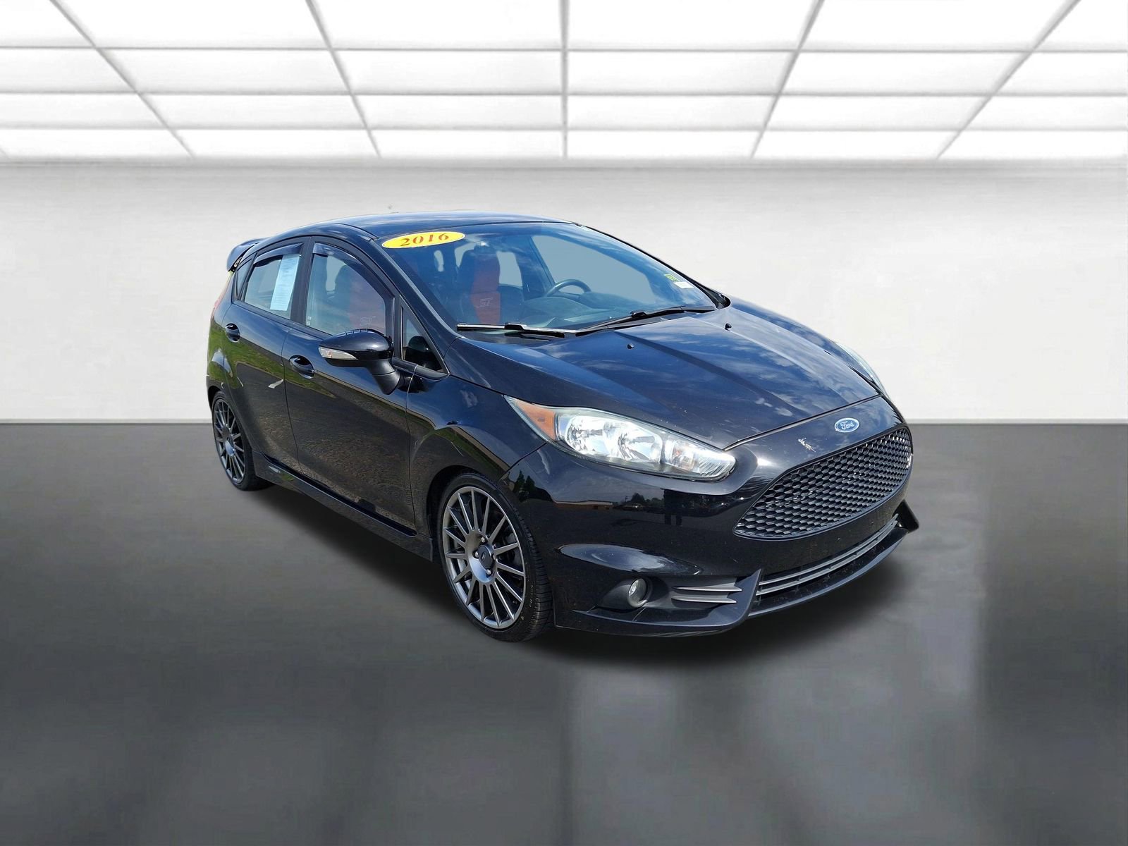 Used 2016 Ford Fiesta ST w/ ST Recaro Package FWD image 1
