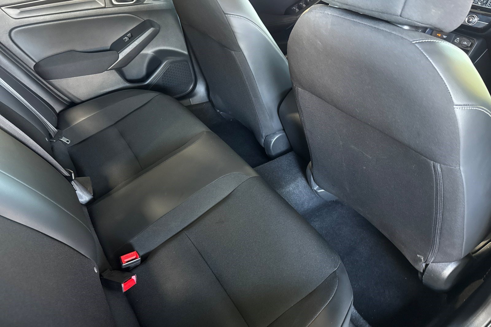 Used 2023 Honda Civic Sport image 25
