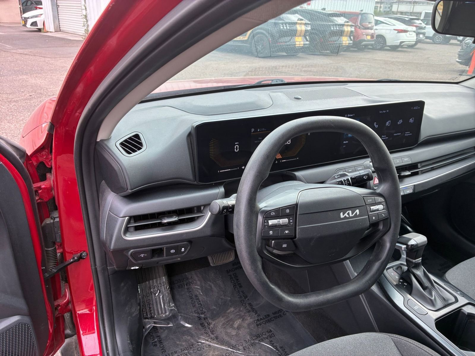 Used 2025 Kia K4 FWD image 34