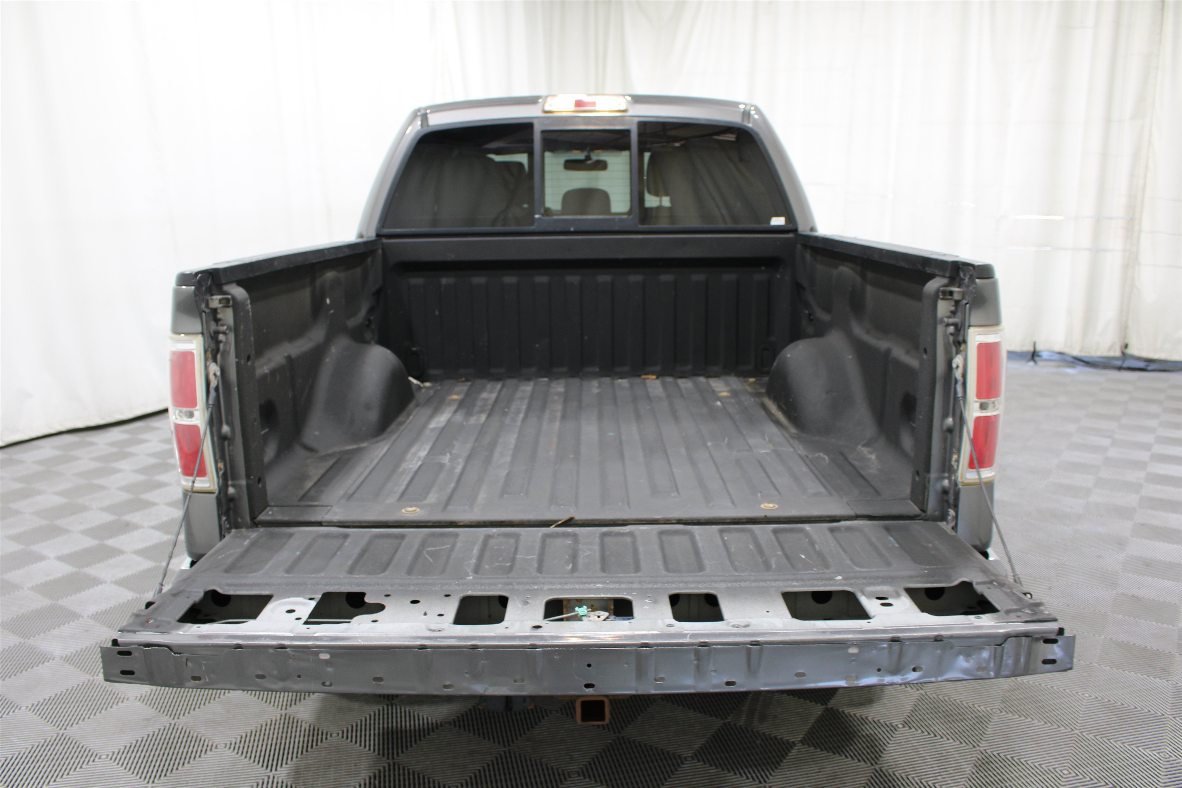 Used 2014 Ford F150 XLT w/ Equipment Group 302A Luxury RWD image 17