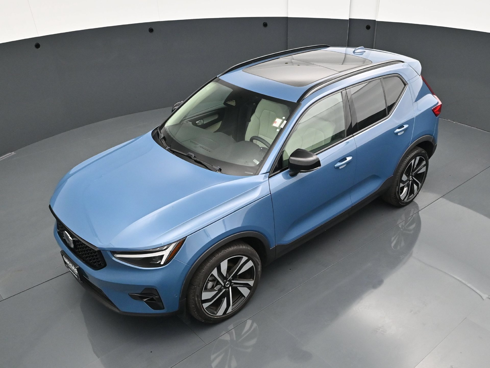 Used 2025 Volvo XC40 B5 Ultra w/ Climate Package AWD/4WD image 46