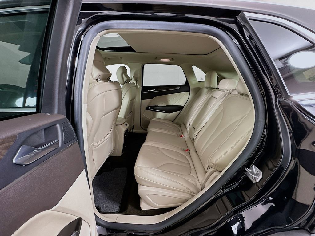 Used 2019 Lincoln MKC Reserve w/ MKC Technology Package image 26