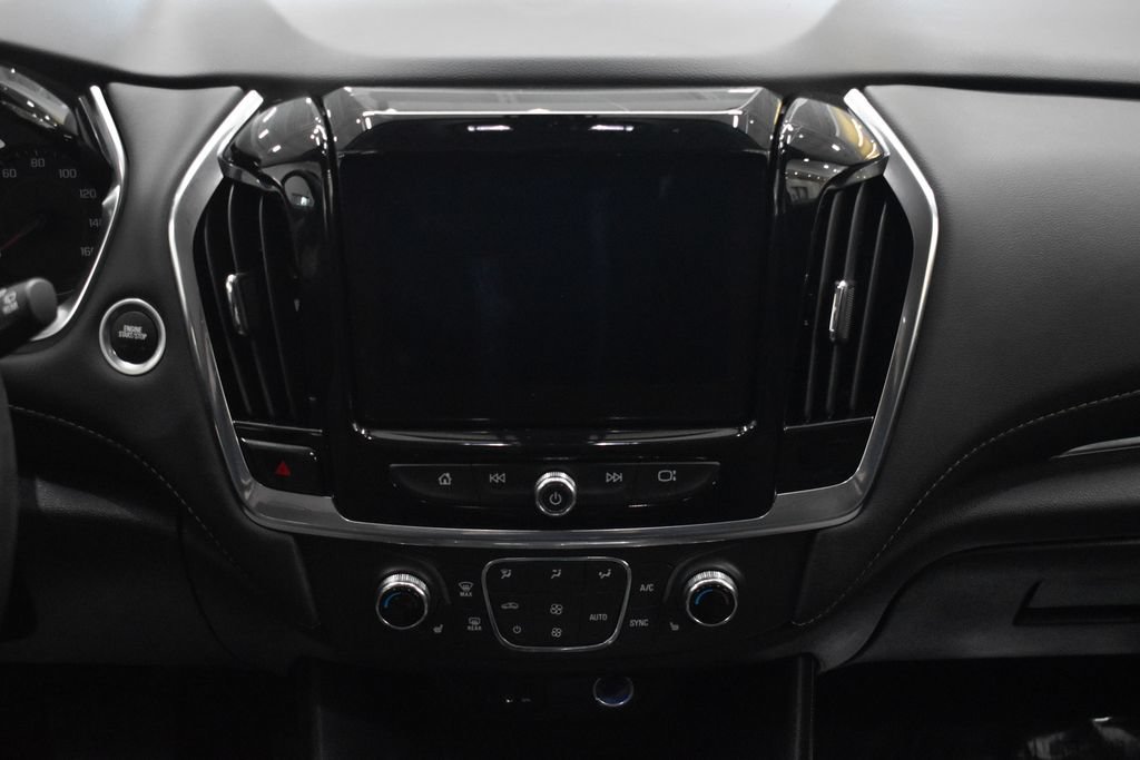 Used 2021 Chevrolet Traverse LT FWD image 28
