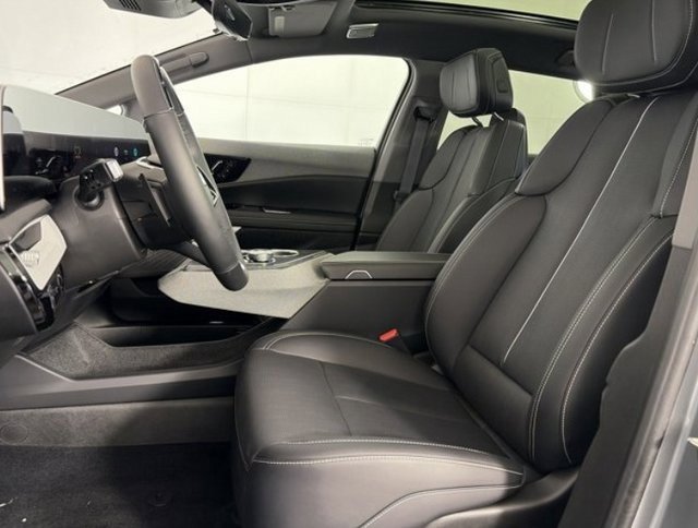 Certified 2025 Cadillac Optiq Sport 2 image 3